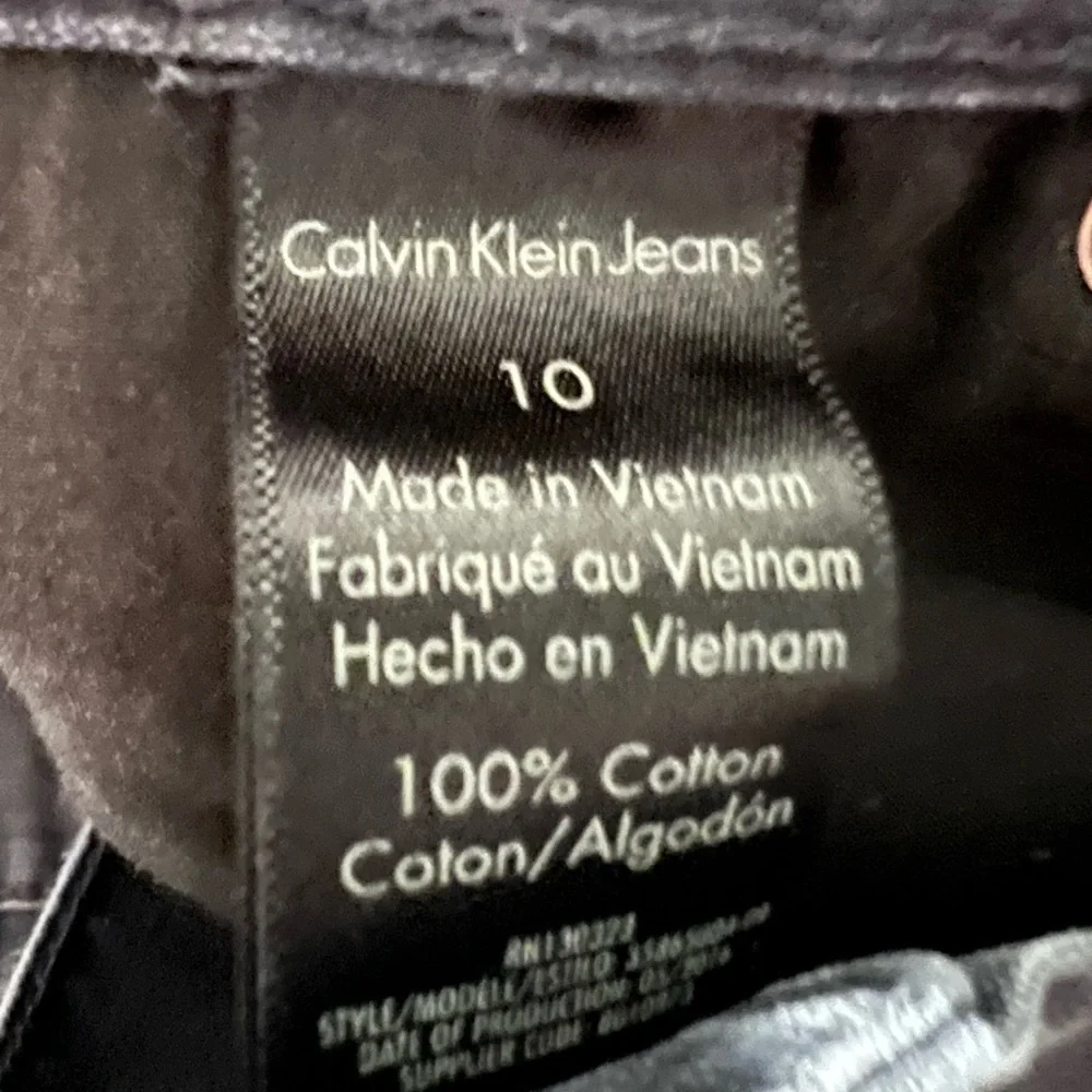Boys Calvin Klein dark gray Skinny Jeans size 10